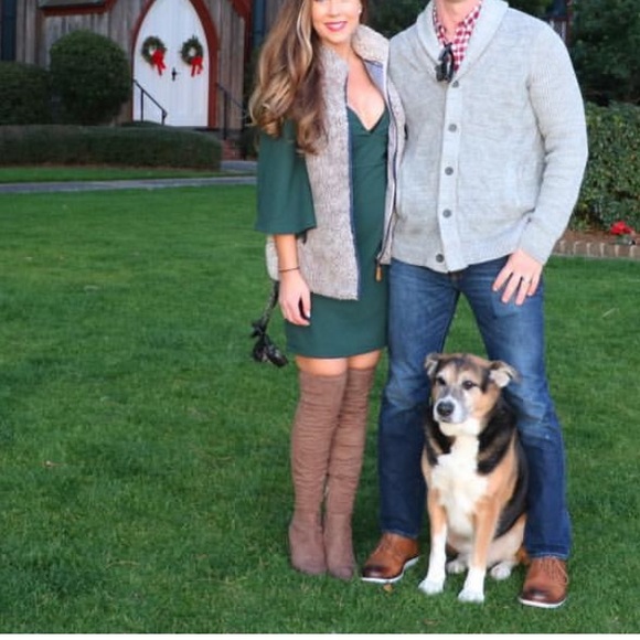 Lulus Dresses & Skirts - Green lulu bell sleeve dress .